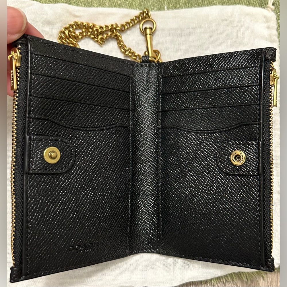 Coach Zip Chain Card Case. Black leather wallet. - Picture 7 of 11